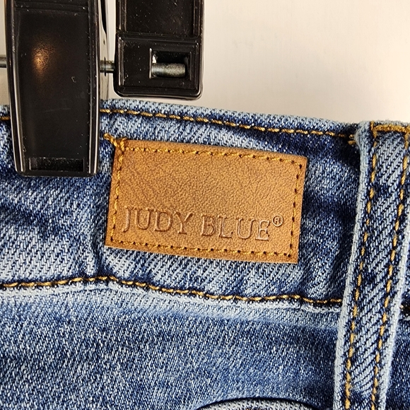Judy Blue Hi Waist Skinny Fit Frayed Sharkbite Hem Blue Jean JB8842 Plus 24W - Picture 11 of 12